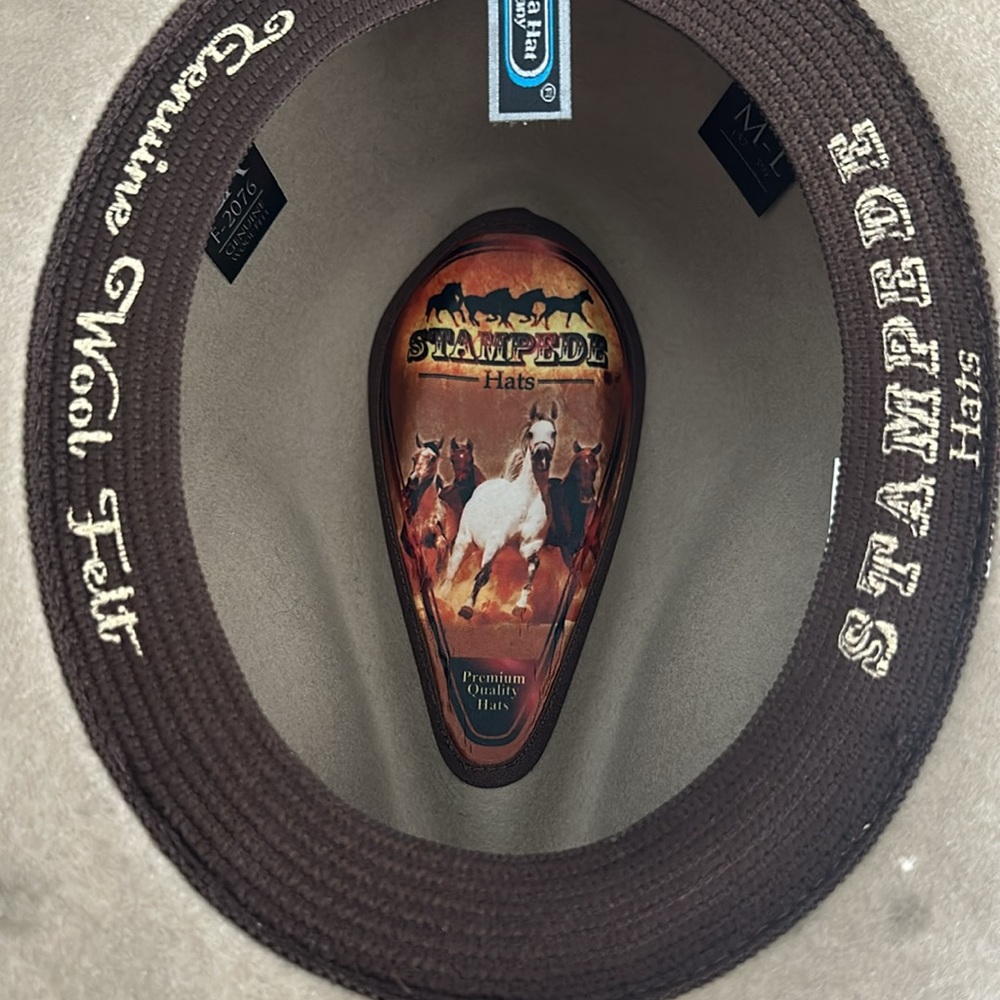 Authentic Stampede wool hat - Picture 4 of 5